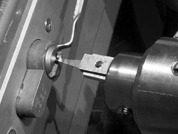 Güzelyalı'da kapı açma hizmeti